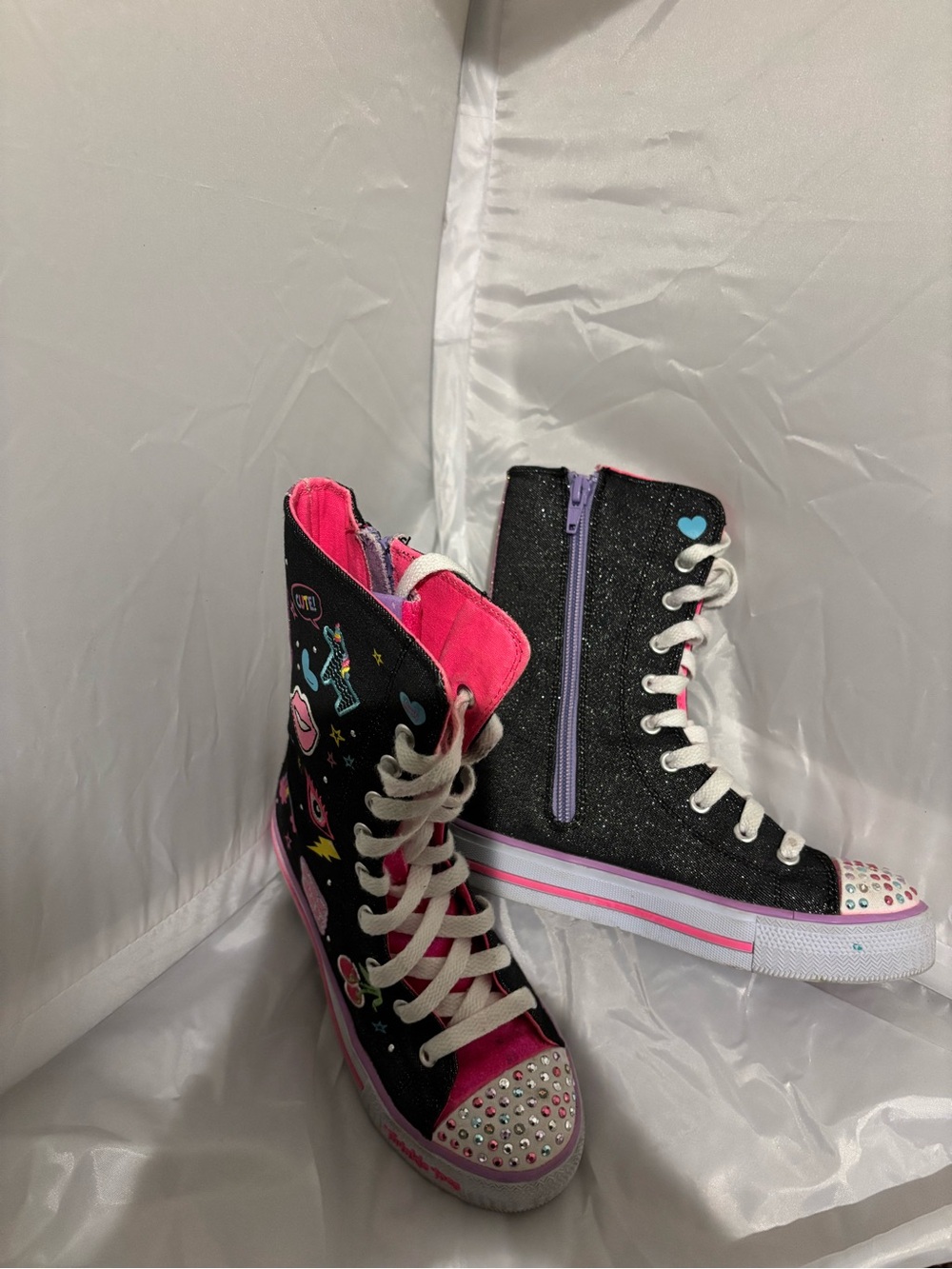 Girls Black & Pink High-Top Glitter Skechers with Heart Accents. Size 1
